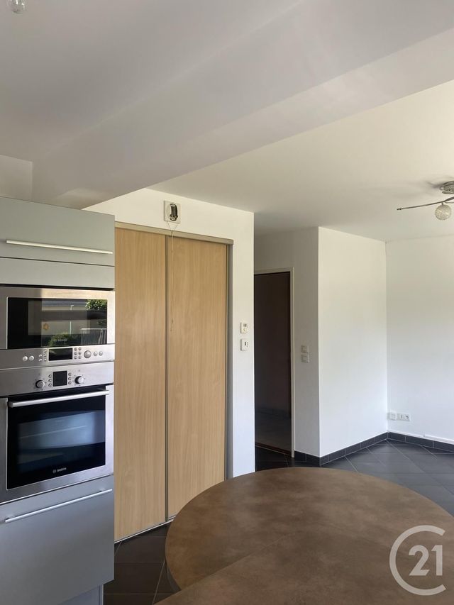 Appartement F2 &agrave; louer - 2 pi&egrave;ces - 41 m2 - Vuillecin - 25 - FRANCHE-COMTE