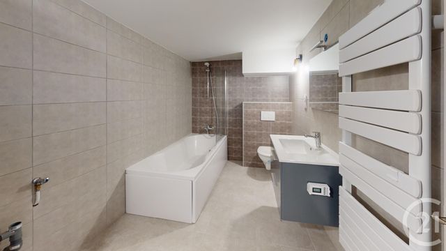 Appartement F2 &agrave; louer - 2 pi&egrave;ces - 41,80 m2 - Pontarlier - 25 - FRANCHE-COMTE