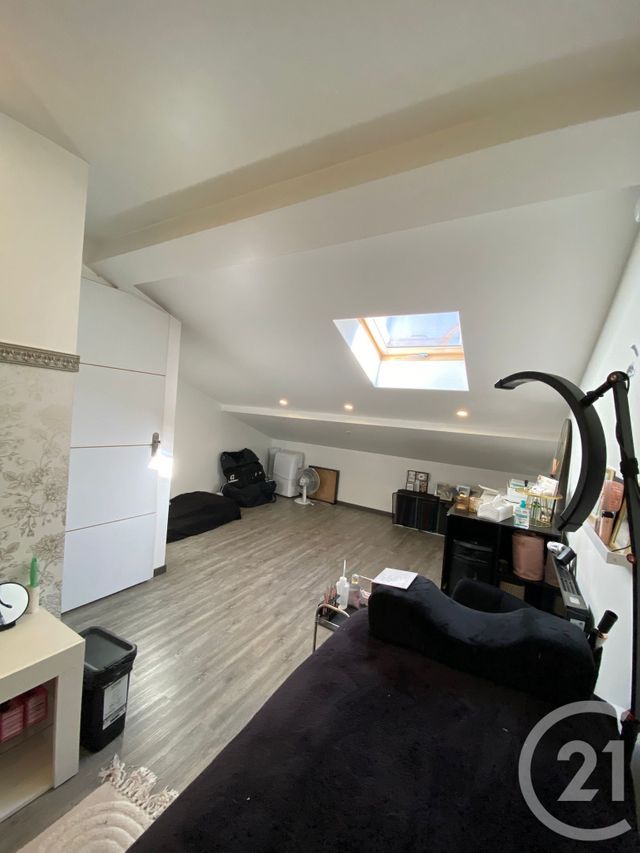 Appartement Duplex &agrave; louer - 4 pi&egrave;ces - 105 m2 - Pontarlier - 25 - FRANCHE-COMTE