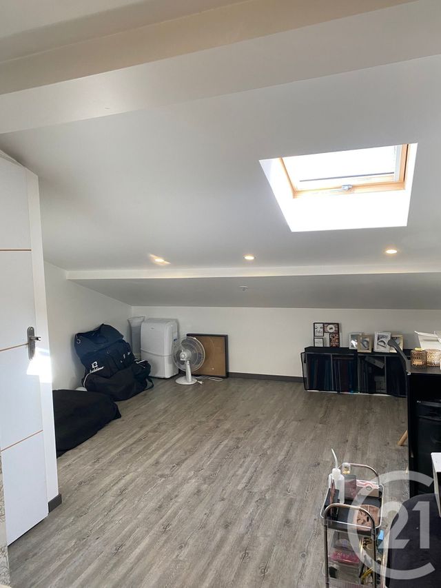 Appartement Duplex &agrave; louer - 4 pi&egrave;ces - 105 m2 - Pontarlier - 25 - FRANCHE-COMTE