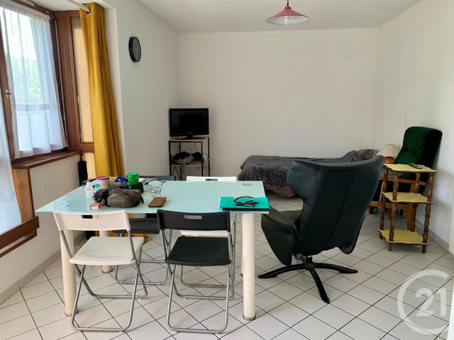 Appartement T1 &agrave; louer - 1 pi&egrave;ce - 29,50 m2 - Pontarlier - 25 - FRANCHE-COMTE