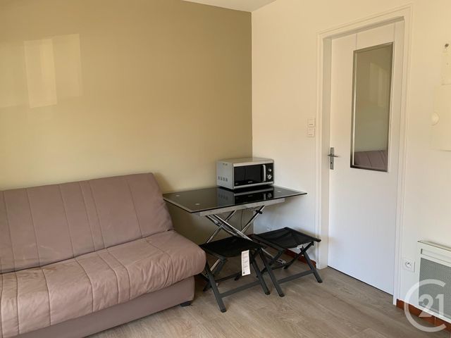 Appartement Studio &agrave; louer - 1 pi&egrave;ce - 15 m2 - Pontarlier - 25 - FRANCHE-COMTE