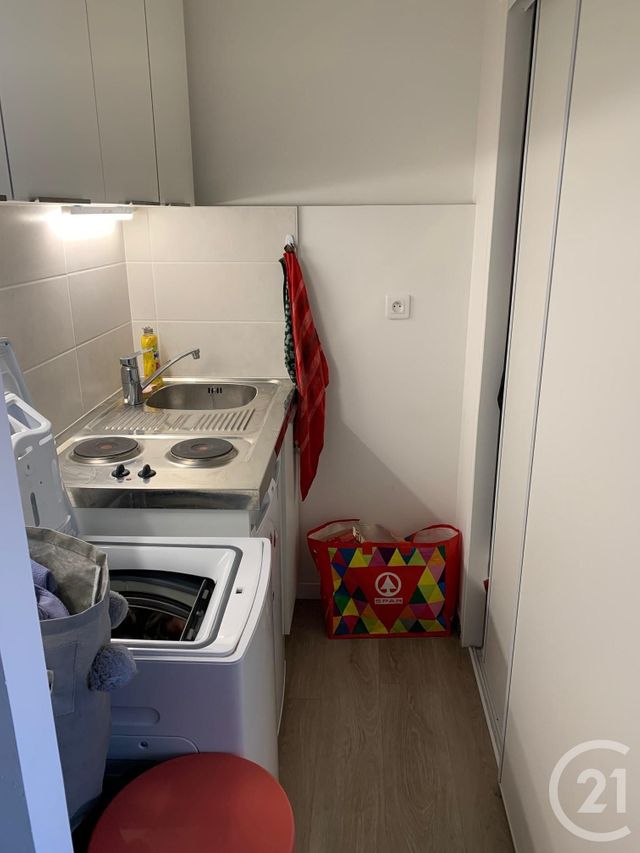 Appartement Studio &agrave; louer - 1 pi&egrave;ce - 15 m2 - Pontarlier - 25 - FRANCHE-COMTE