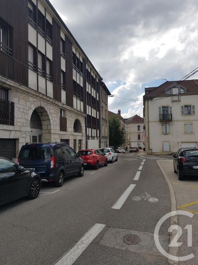 Appartement F3 &agrave; louer - 3 pi&egrave;ces - 56,57 m2 - Pontarlier - 25 - FRANCHE-COMTE