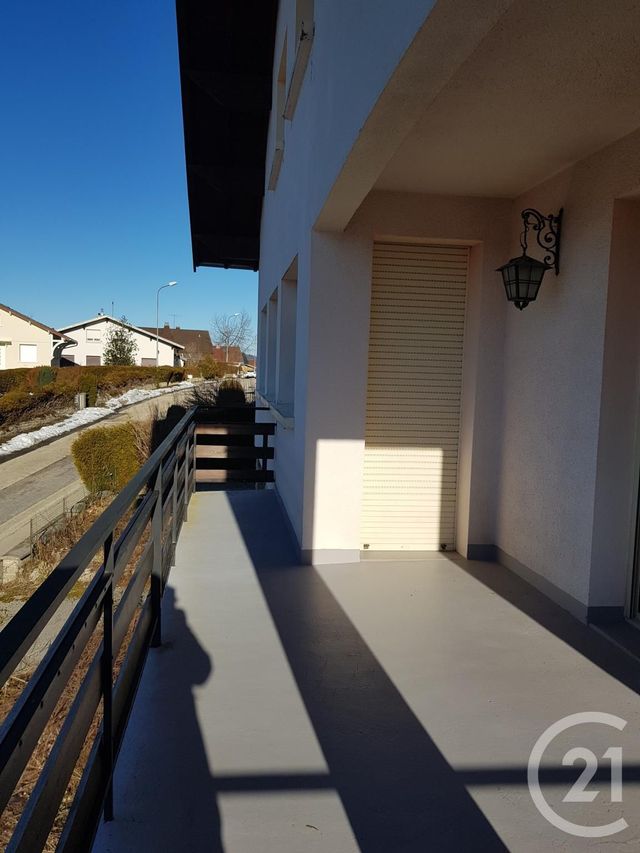 Appartement F4 &agrave; louer - 4 pi&egrave;ces - 100 m2 - Pontarlier - 25 - FRANCHE-COMTE