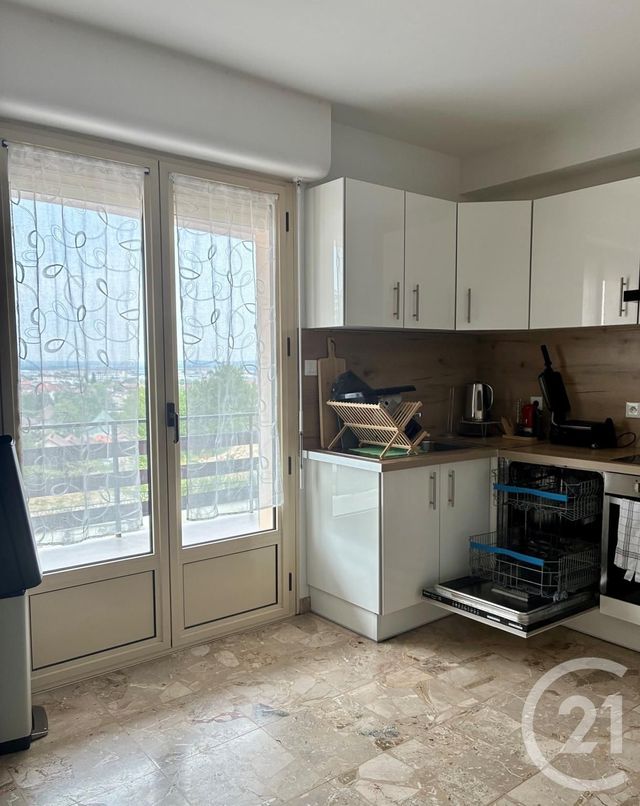 Appartement F4 &agrave; louer - 4 pi&egrave;ces - 100 m2 - Pontarlier - 25 - FRANCHE-COMTE