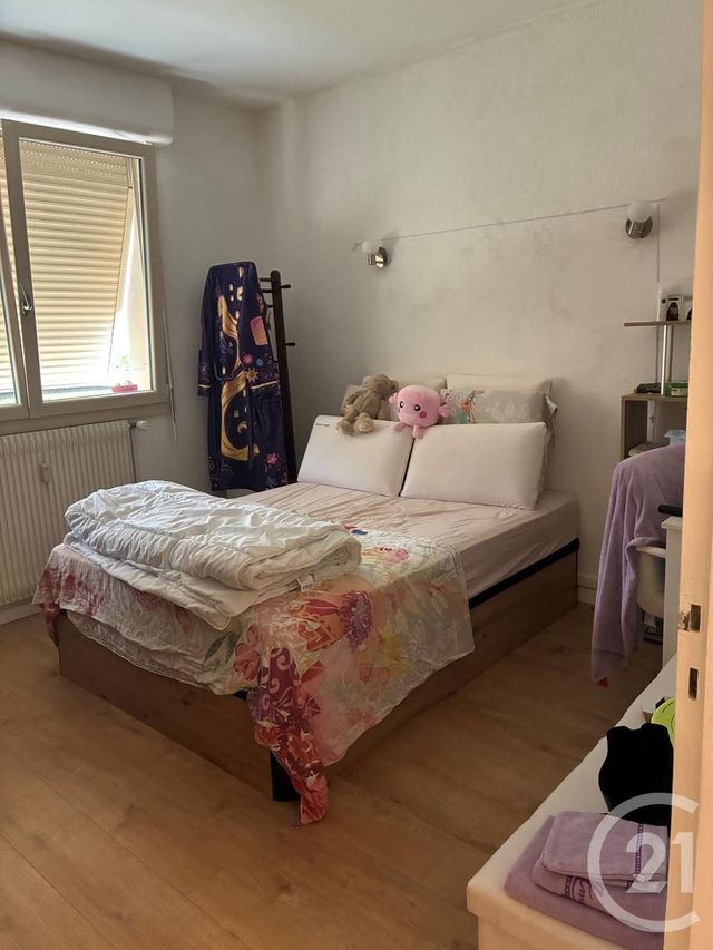 Appartement F4 &agrave; louer - 4 pi&egrave;ces - 100 m2 - Pontarlier - 25 - FRANCHE-COMTE