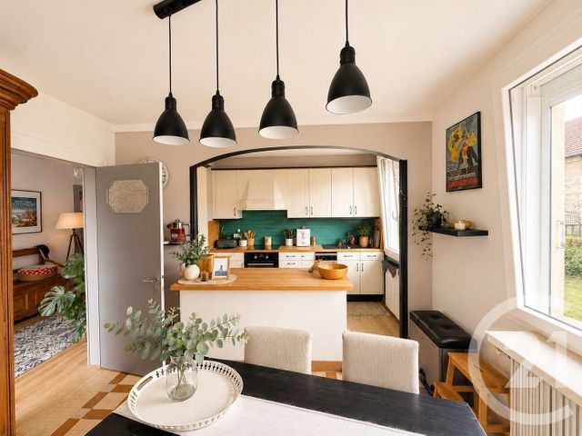 Maison &agrave; vendre - 8 pi&egrave;ces - 250 m2 - Pontarlier - 25 - FRANCHE-COMTE