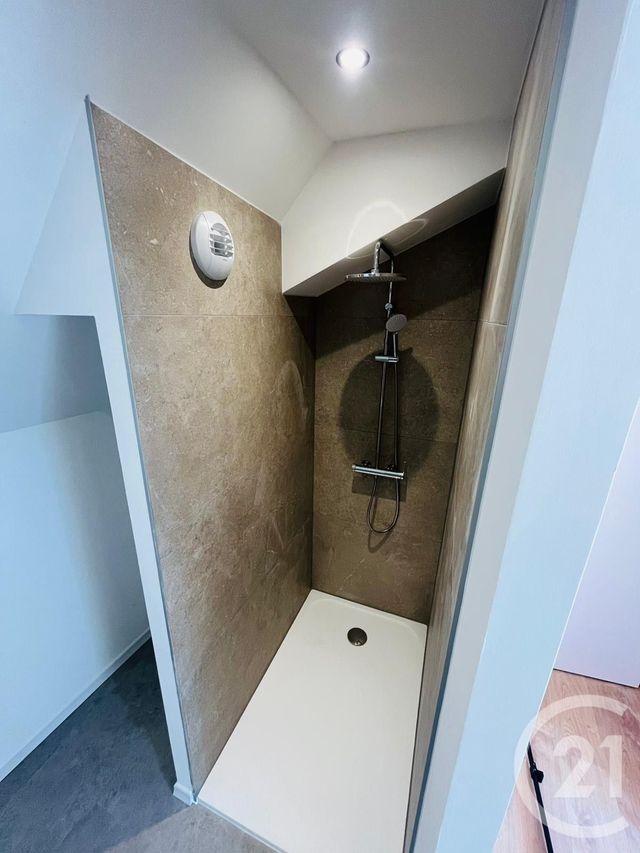 Appartement Duplex &agrave; louer - 2 pi&egrave;ces - 32,45 m2 - Pontarlier - 25 - FRANCHE-COMTE