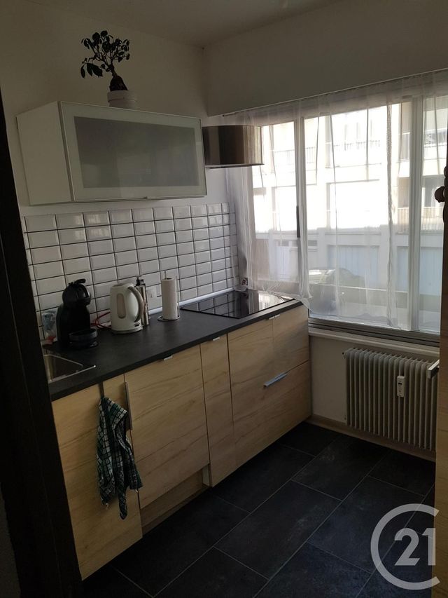 Appartement F2 &agrave; louer - 2 pi&egrave;ces - 41,28 m2 - Pontarlier - 25 - FRANCHE-COMTE