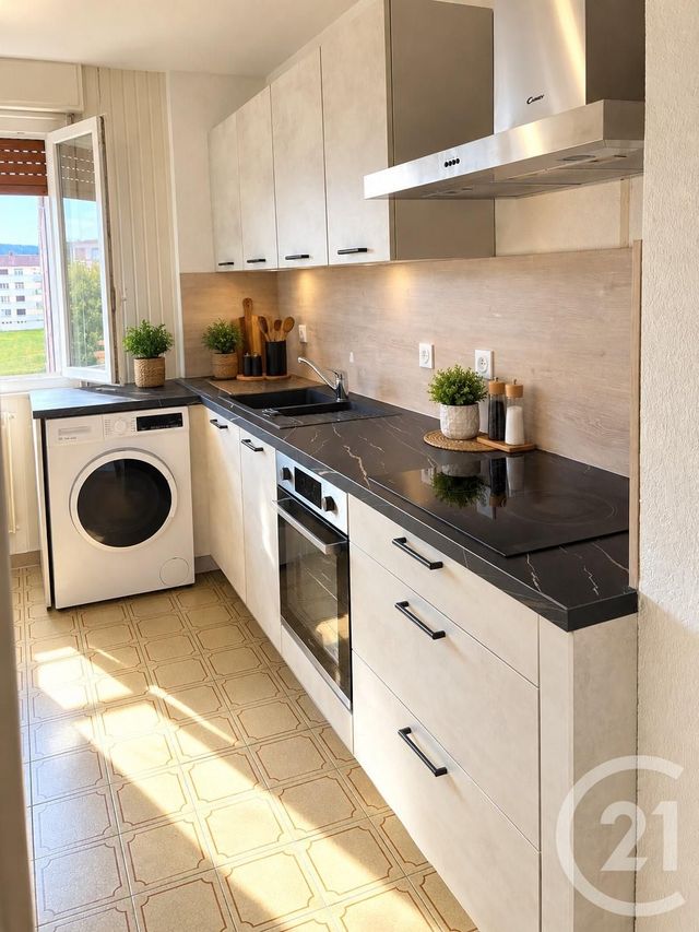 Appartement F2 &agrave; louer - 2 pi&egrave;ces - 47,50 m2 - Pontarlier - 25 - FRANCHE-COMTE