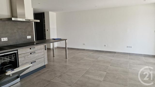 Appartement F3 &agrave; louer - 3 pi&egrave;ces - 74,13 m2 - Pontarlier - 25 - FRANCHE-COMTE