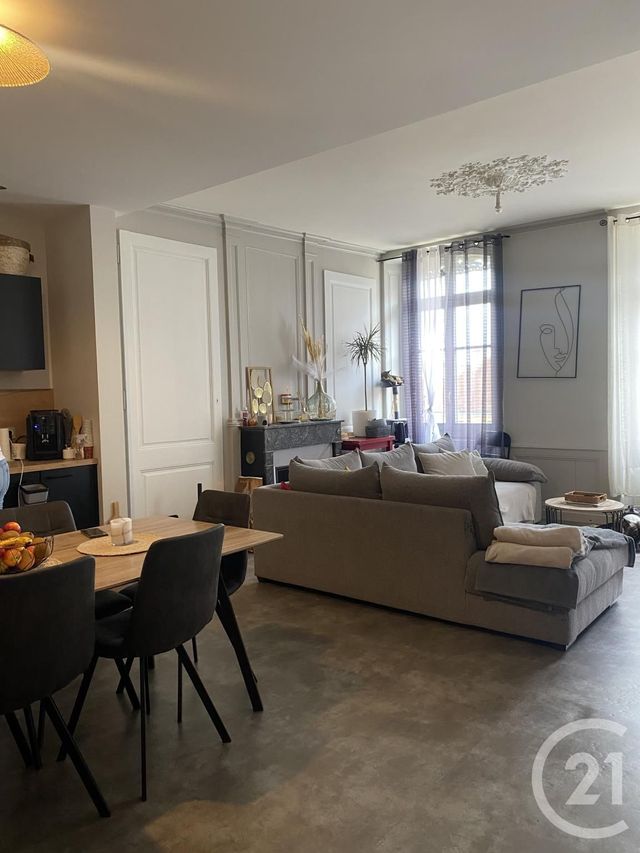 Appartement F4 &agrave; louer - 4 pi&egrave;ces - 113,10 m2 - Pontarlier - 25 - FRANCHE-COMTE