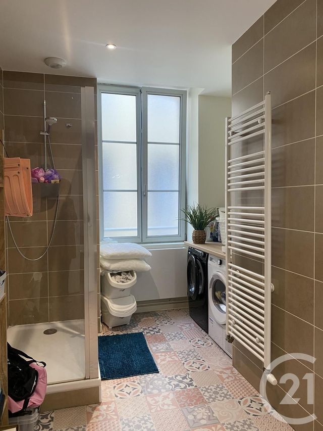 Appartement F4 &agrave; louer - 4 pi&egrave;ces - 113,10 m2 - Pontarlier - 25 - FRANCHE-COMTE