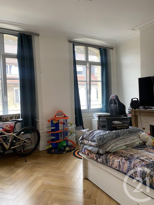 Appartement F4 &agrave; louer - 4 pi&egrave;ces - 113,10 m2 - Pontarlier - 25 - FRANCHE-COMTE
