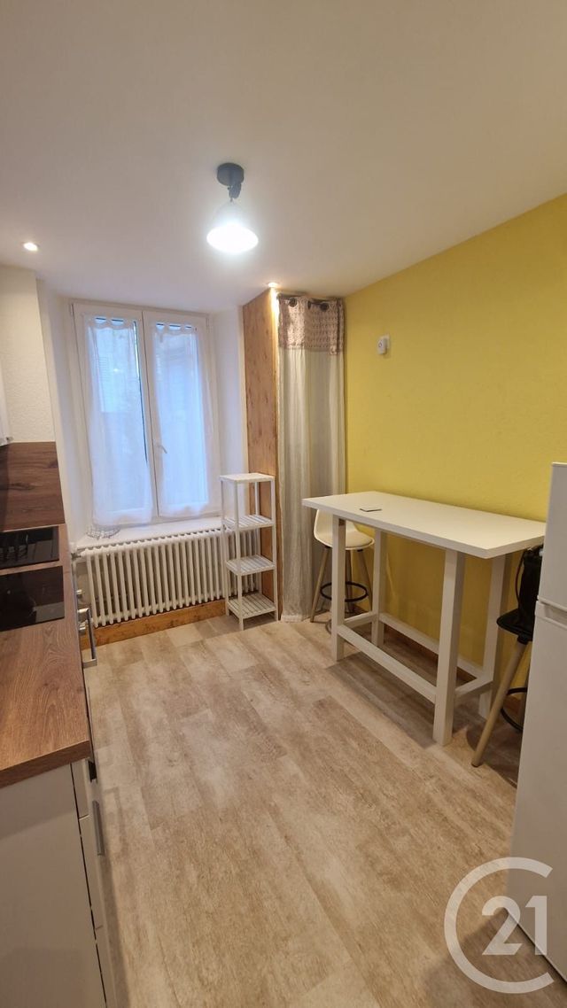 Appartement F3 &agrave; louer - 3 pi&egrave;ces - 60 m2 - Pontarlier - 25 - FRANCHE-COMTE