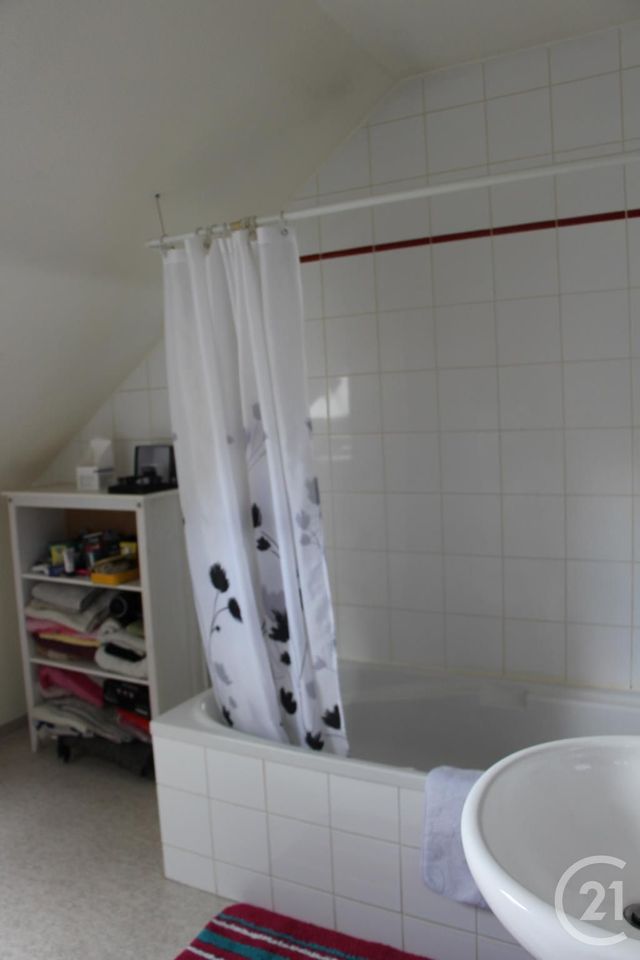 Appartement F4 &agrave; louer - 4 pi&egrave;ces - 70 m2 - Pontarlier - 25 - FRANCHE-COMTE