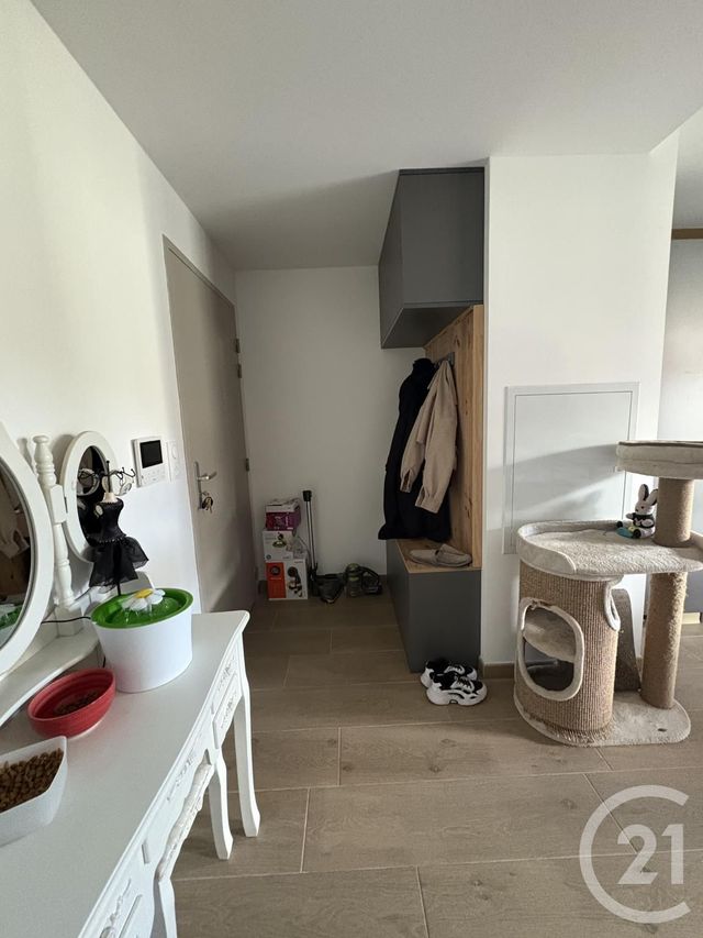 Appartement F1 &agrave; louer - 1 pi&egrave;ce - 26,79 m2 - Pontarlier - 25 - FRANCHE-COMTE