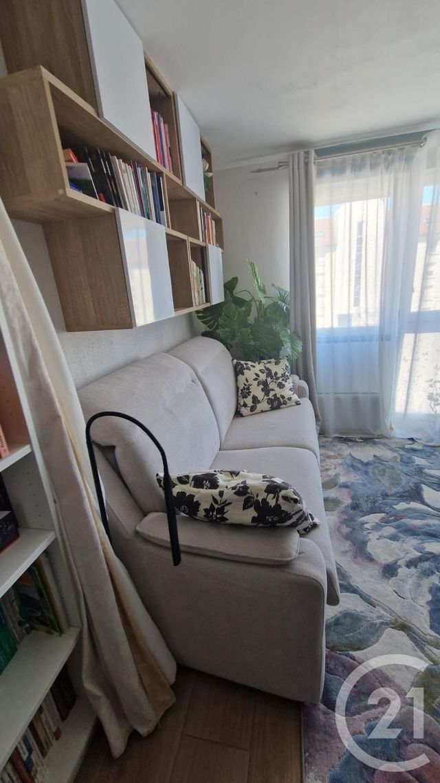 Appartement Studio &agrave; louer - 1 pi&egrave;ce - 24,49 m2 - Pontarlier - 25 - FRANCHE-COMTE