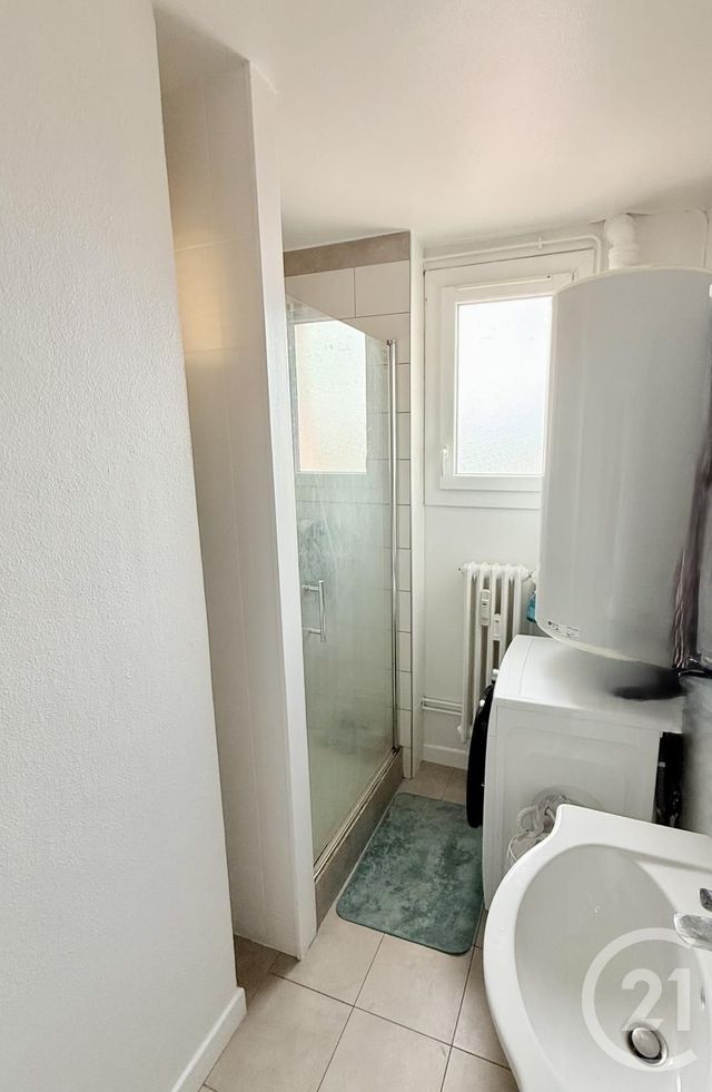 Appartement F4 &agrave; vendre - 4 pi&egrave;ces - 69,96 m2 - Pontarlier - 25 - FRANCHE-COMTE