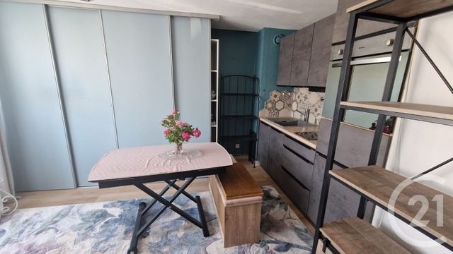 Appartement Studio &agrave; louer - 1 pi&egrave;ce - 24,49 m2 - Pontarlier - 25 - FRANCHE-COMTE