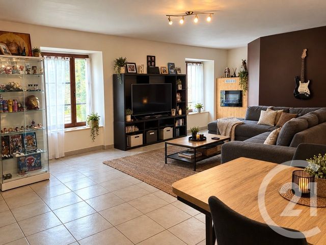 Appartement F3 &agrave; louer - 3 pi&egrave;ces - 75 m2 - Bannans - 25 - FRANCHE-COMTE