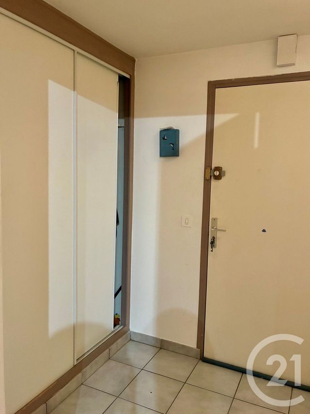 Appartement F3 &agrave; louer - 3 pi&egrave;ces - 75 m2 - Bannans - 25 - FRANCHE-COMTE