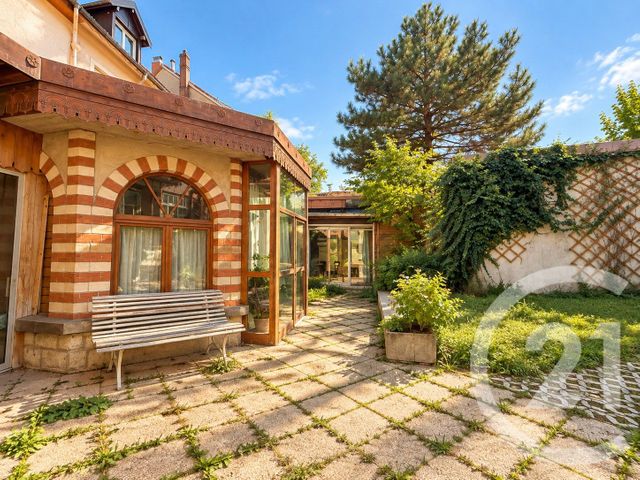 immeuble - PONTARLIER - 25