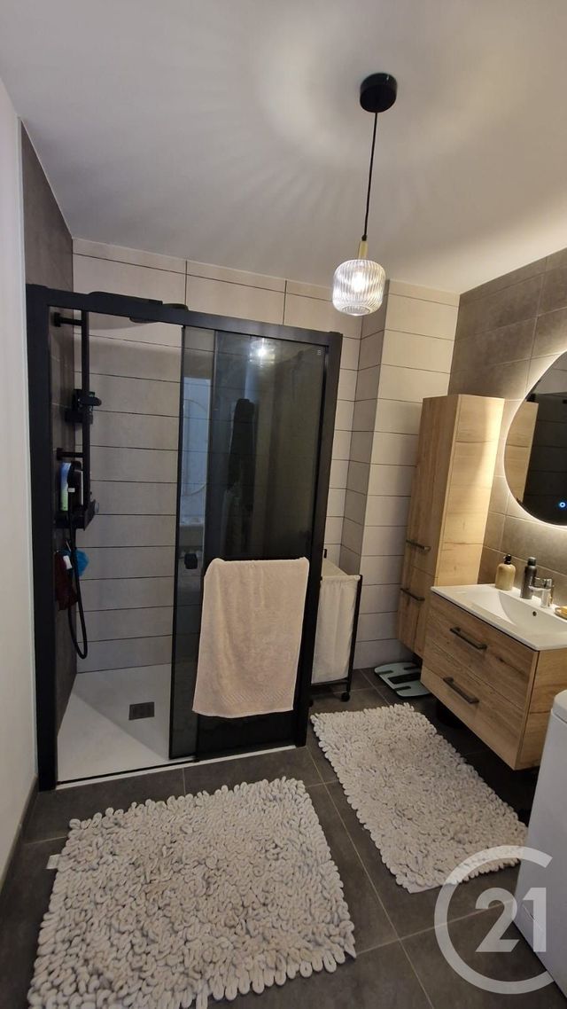 Appartement F2 &agrave; louer - 2 pi&egrave;ces - 40,55 m2 - Doubs - 25 - FRANCHE-COMTE