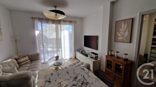 Appartement F2 &agrave; louer - 2 pi&egrave;ces - 40,55 m2 - Doubs - 25 - FRANCHE-COMTE