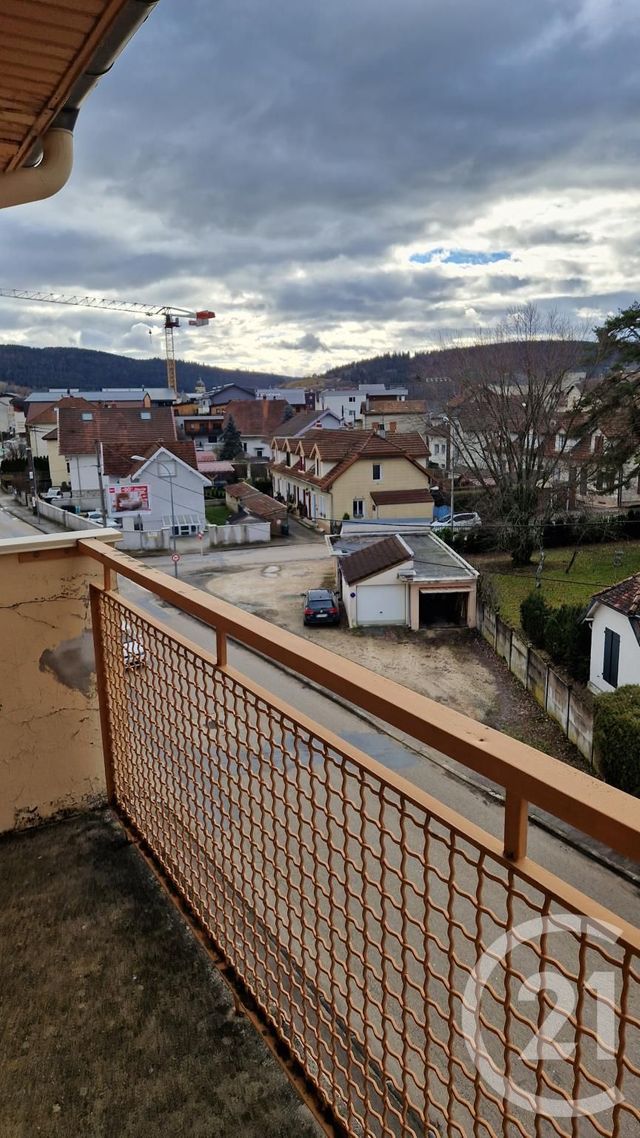 Appartement F3 &agrave; louer - 3 pi&egrave;ces - 57,18 m2 - Pontarlier - 25 - FRANCHE-COMTE