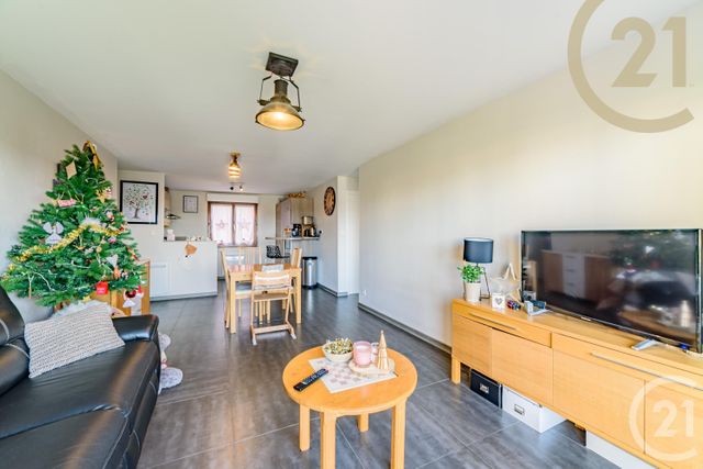 Appartement F3 &agrave; louer - 3 pi&egrave;ces - 65,55 m2 - Pontarlier - 25 - FRANCHE-COMTE