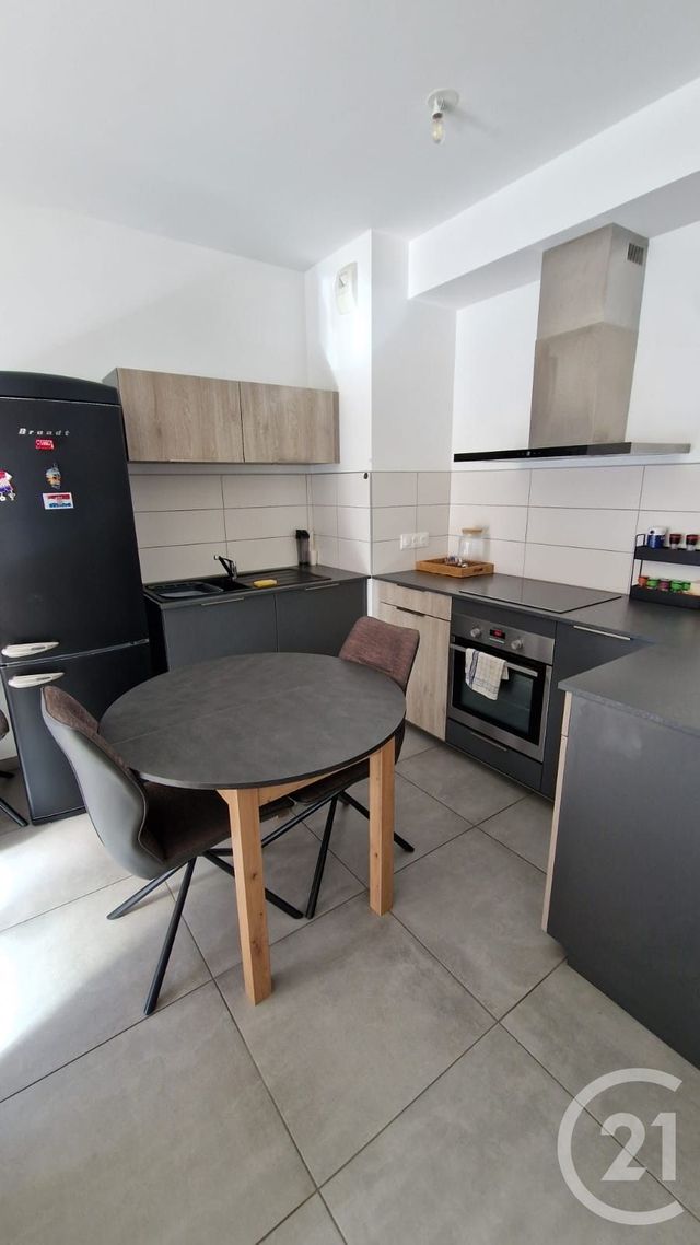 Appartement F2 &agrave; louer - 2 pi&egrave;ces - 40,56 m2 - Pontarlier - 25 - FRANCHE-COMTE
