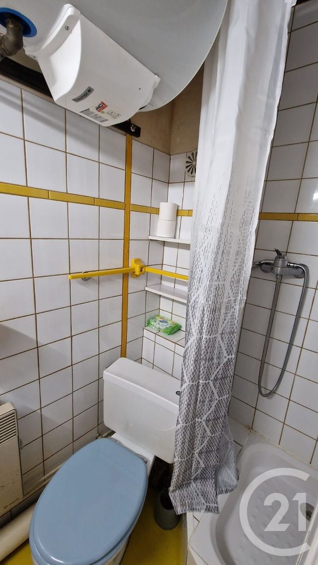 Appartement F1 &agrave; louer - 1 pi&egrave;ce - 27,62 m2 - Pontarlier - 25 - FRANCHE-COMTE