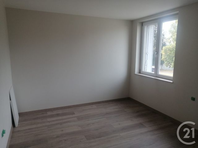 Appartement F4 &agrave; louer - 4 pi&egrave;ces - 62,21 m2 - Pontarlier - 25 - FRANCHE-COMTE